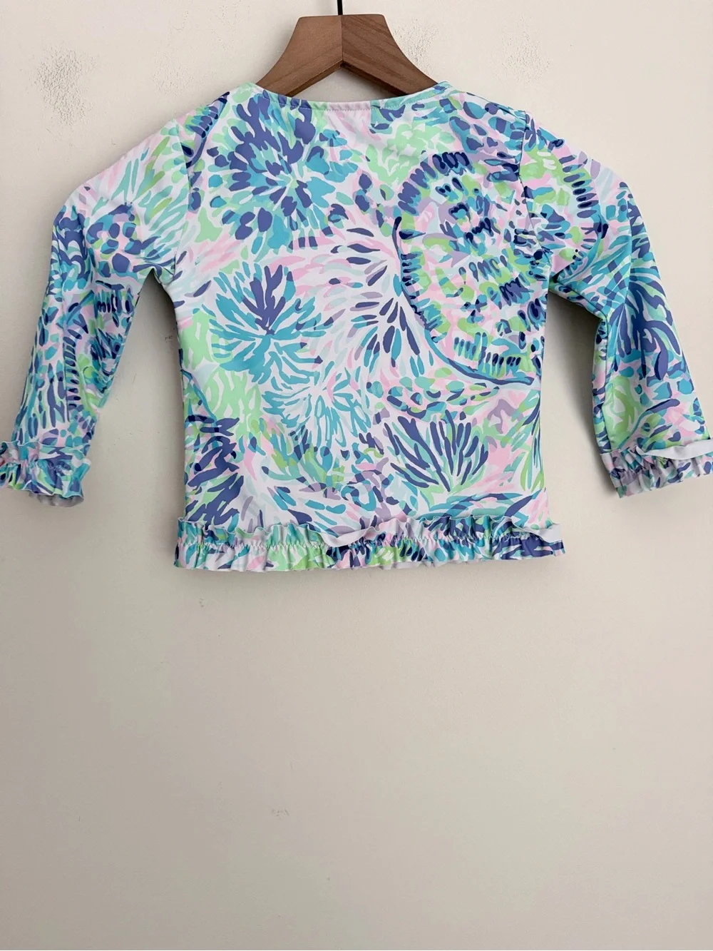 Lilly Pulitzer Girls Margo UPF+ 50 Rashguard Top Multi Shell Party ruffles set 6